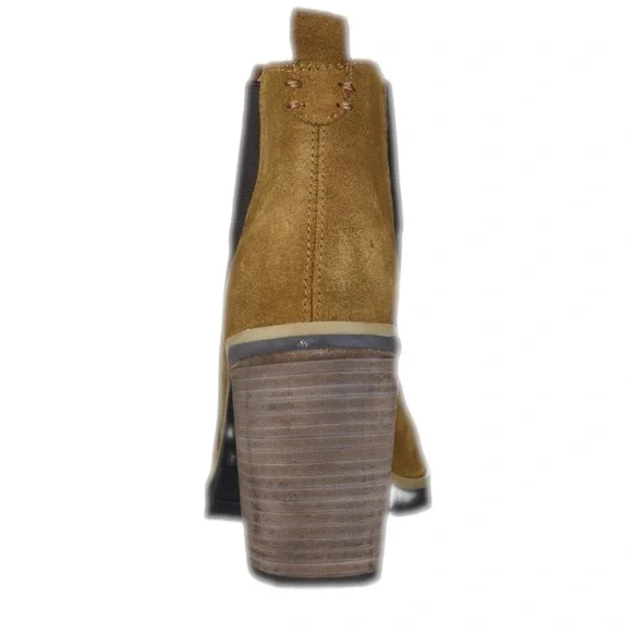 NEW Crevo Women's Alicia Fashion Boot Color/Tan Size: 8.5 - Picture 5 of 10